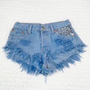 runwaydreamz studded blue denim shorts